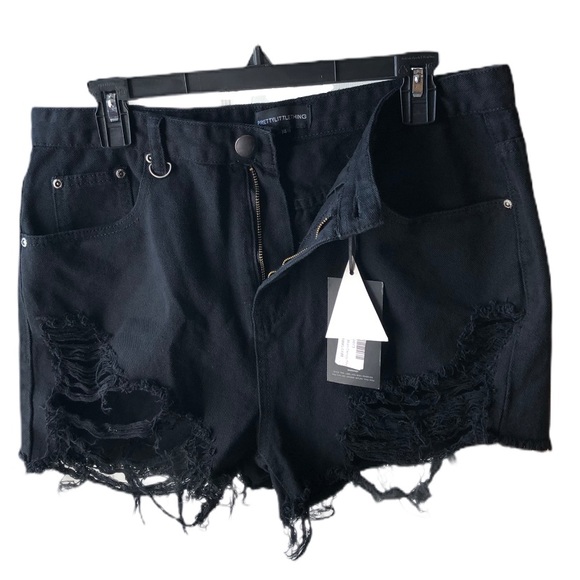 PrettyLittleThing Black Mom Denim Shorts - Picture 3 of 7